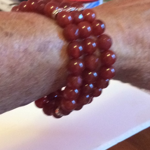 Carnelian stretch bracelet - Picture 4 of 4